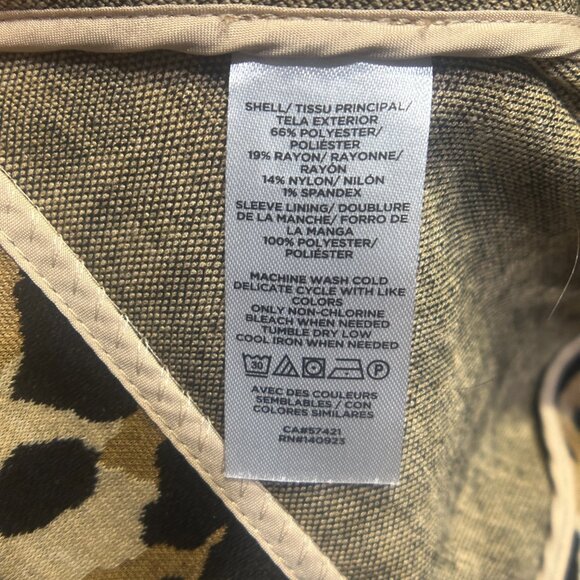 EUC LOFT Leopard One Button Blazer Jacket Women's Size Medium Petite - Picture 8 of 11